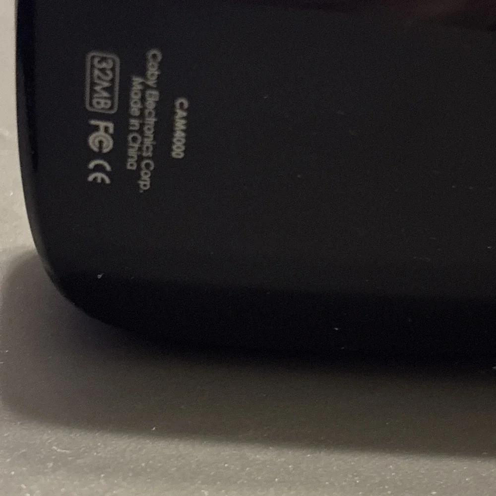 COBY SNAPP CAM4000 Digital Pocket Video Camcorder 3MP 2.4